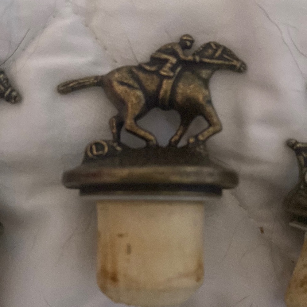 Blanton’s Letter ‘L’ Horse and Jockey bottle topper